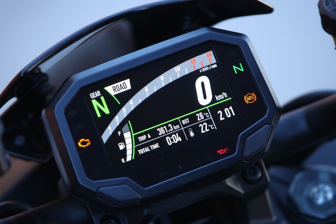 Kawasaki Z H2 2020. Fotos