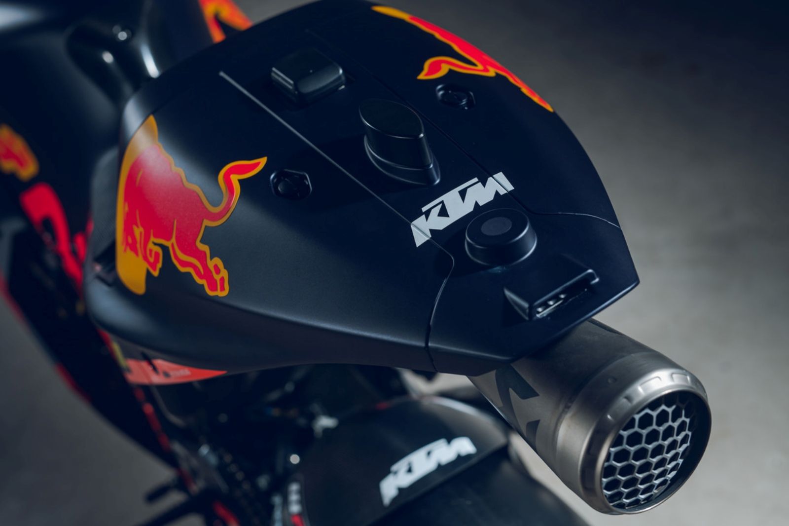 KTM RC16 Factory MotoGP 2020 - Pol Espargaró & Brad Binder