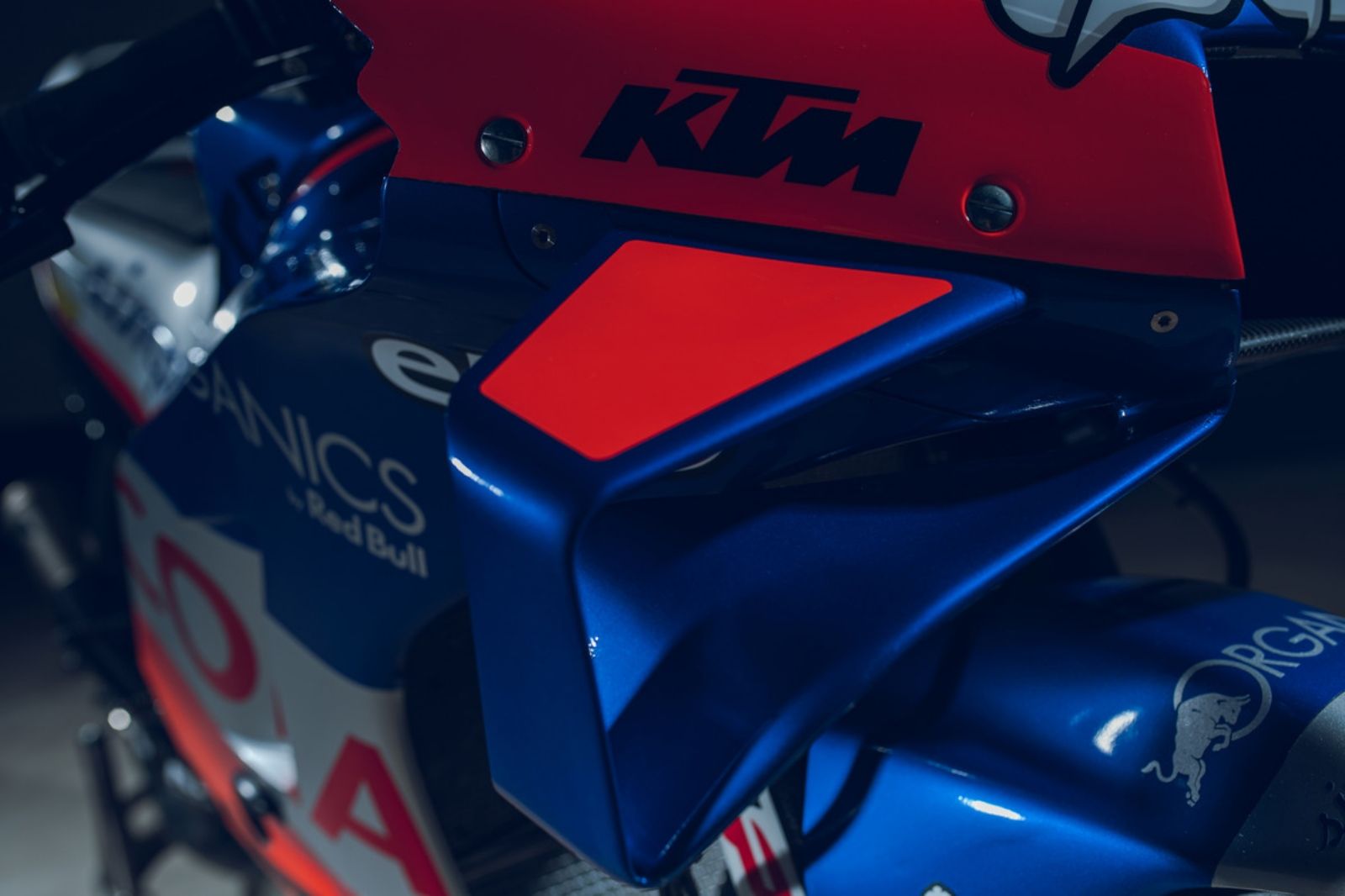 KTM RC16 Tech 3 MotoGP 2020 - Miguel Oliveira & Iker Lecuona