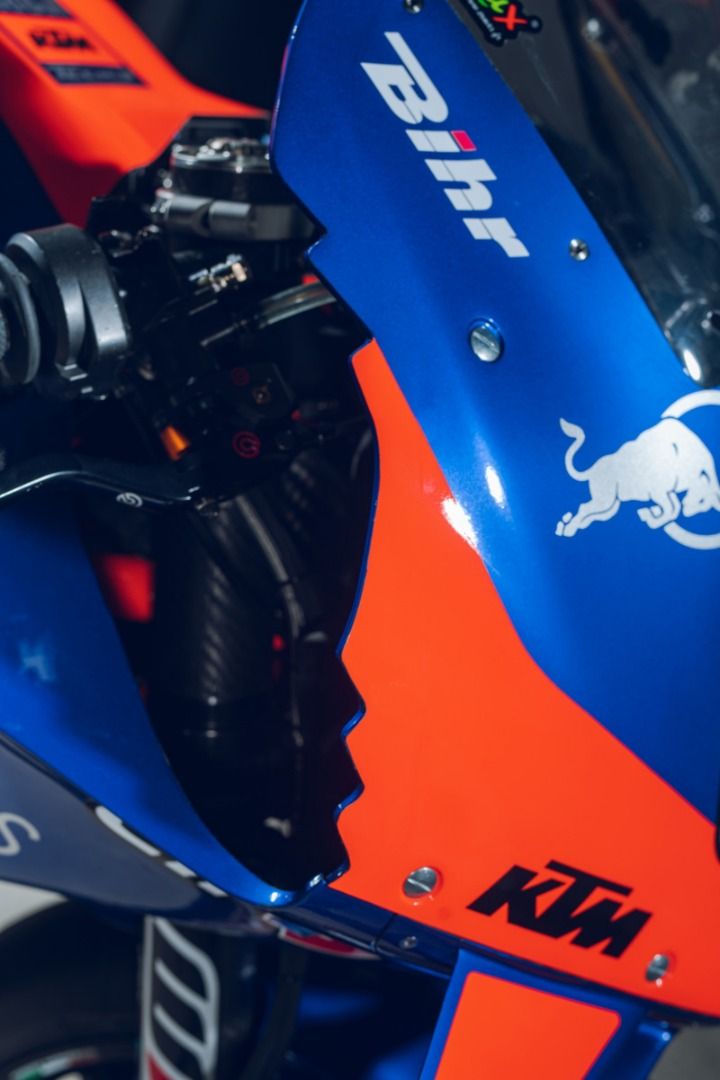 KTM RC16 Tech 3 MotoGP 2020 - Miguel Oliveira & Iker Lecuona