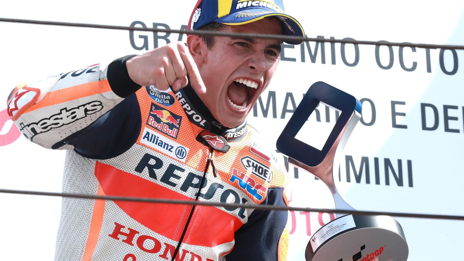 Marc Márquez festeja su victoria en Misano (Fotos: Gold & Goose).