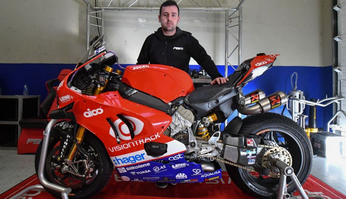 Michael Dunlop con la Ducati Panigale V4R del PBM (Fotos: IOMTT Races). Michael Dunlop con la Ducati Panigale V4R del PBM (Fotos: IOMTT Races).