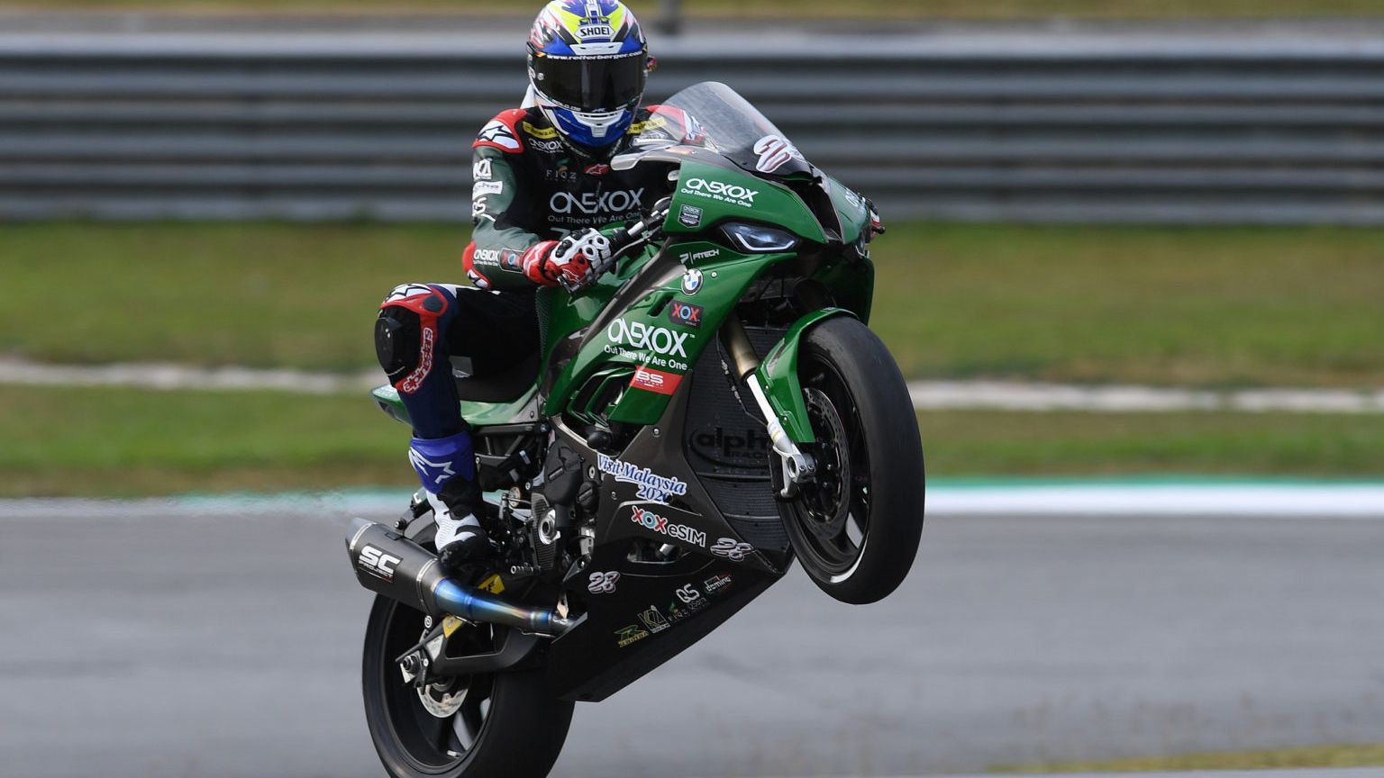Desde la pole y tras ser cuarto en mojado, Markus Reiterberger no tuvo rival en seco (Fotos: ARRC / ASBK / ATC).