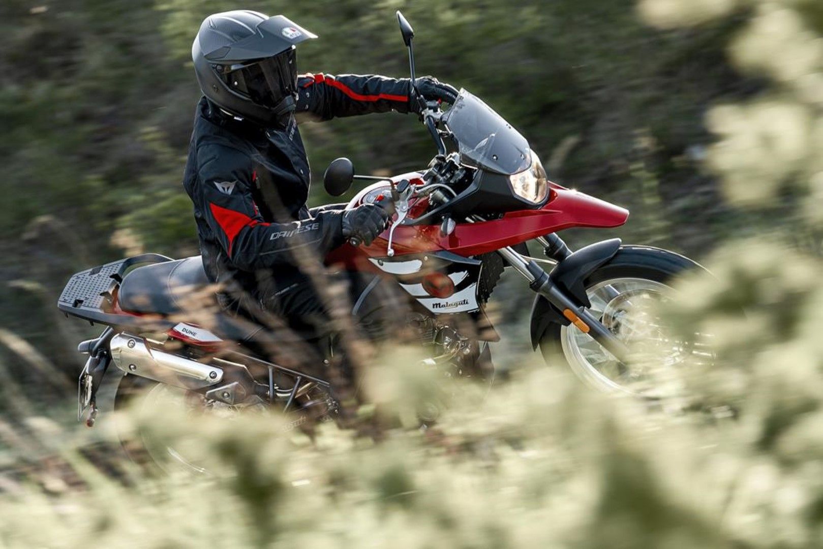 Malaguti DUNE125 y DUNE125X Black Edition. Fotos
