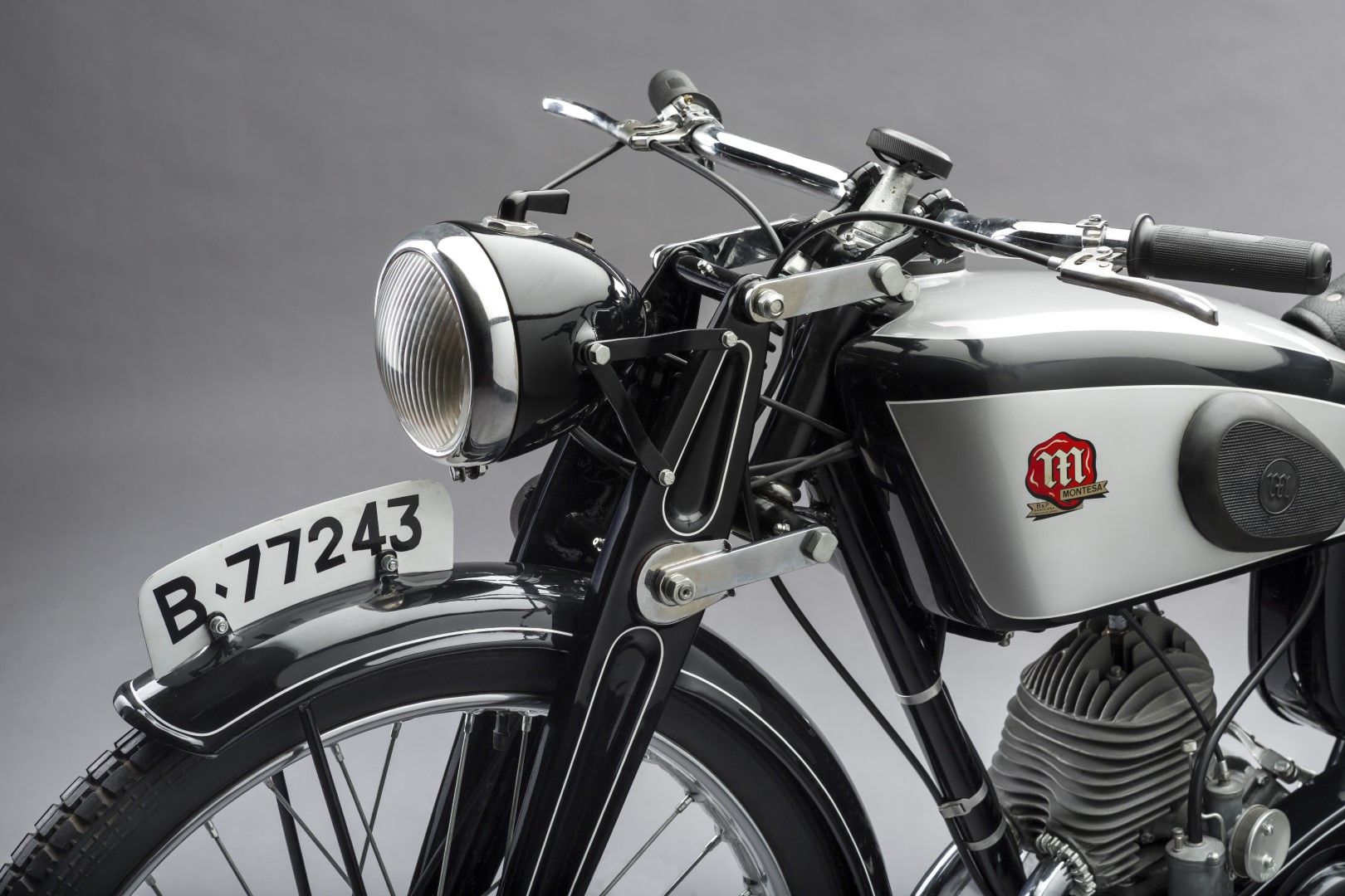 75º Aniversario de Montesa, la A-45 fue el primer modelo producido.