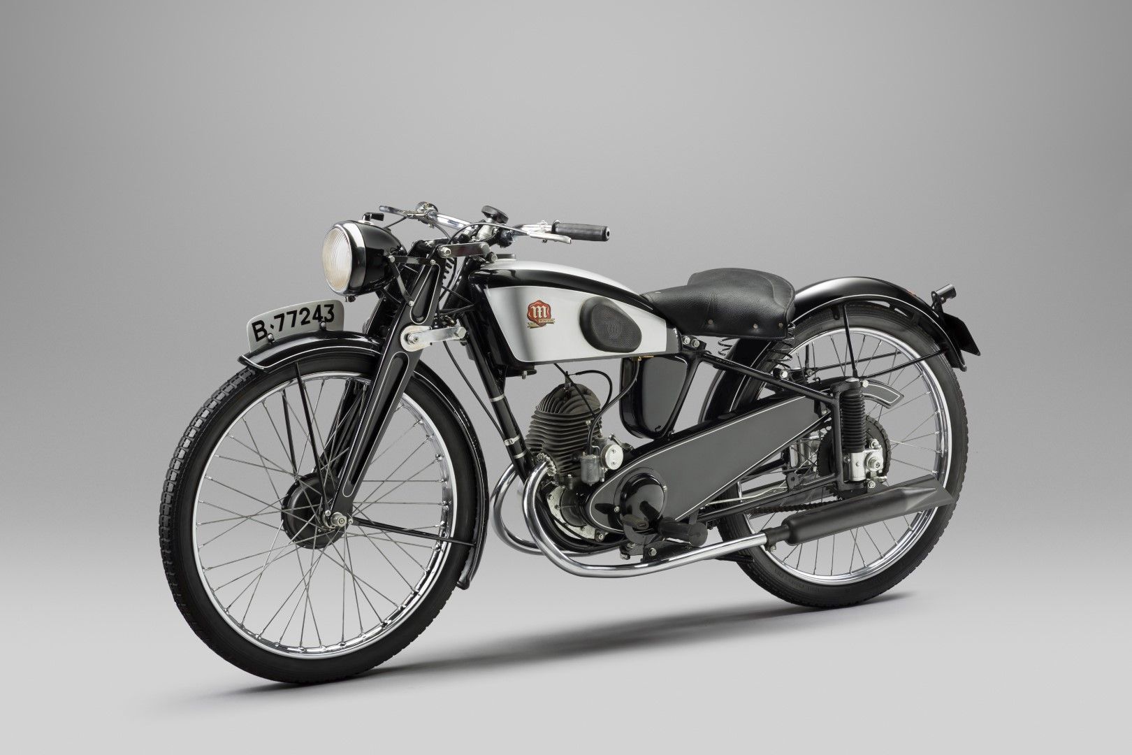 75º Aniversario de Montesa, la A-45 fue el primer modelo producido por la marca.