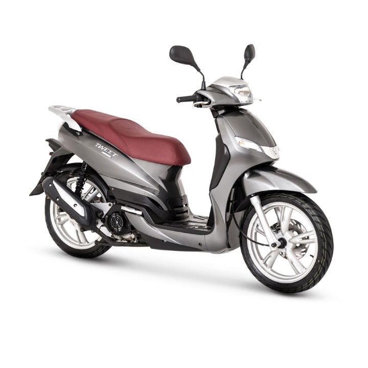  Peugeot Tweet 50. 4 tiempos. Refrigeración por aire forzado. Desde 1.899 euros.