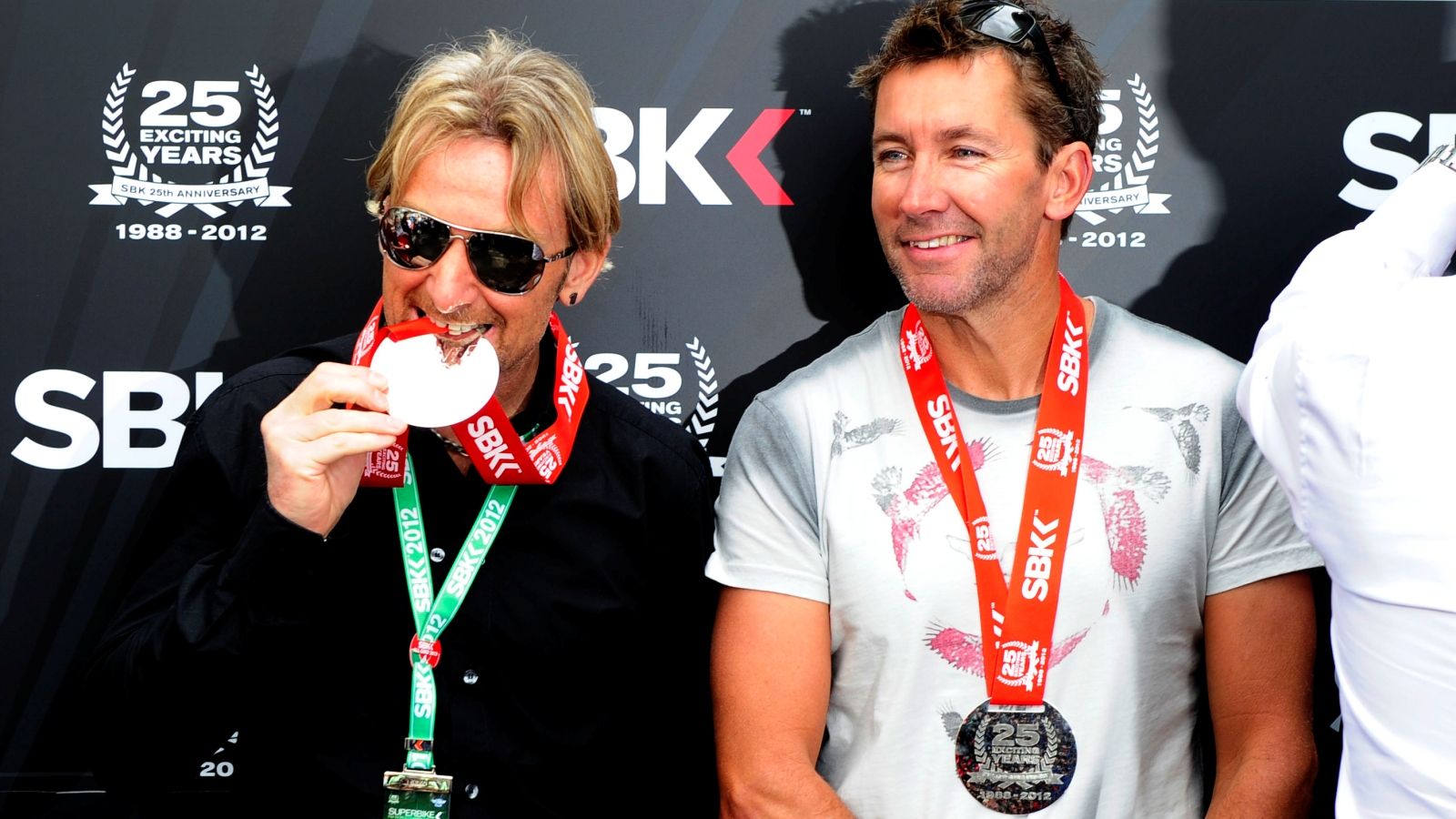 Carl Fogarty y Troy Bayliss
