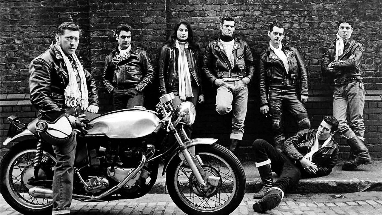 El origen de las café racer