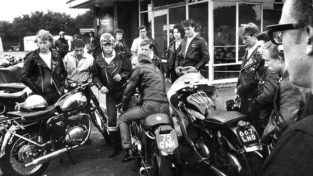 El origen de las café racer