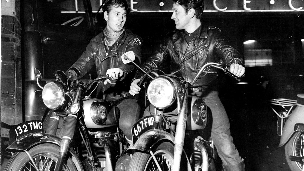 El origen de las café racer