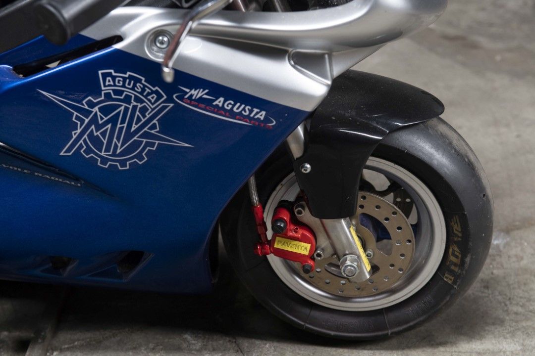 MV Agusta F4 pocket bike de Massimo Tamburini
