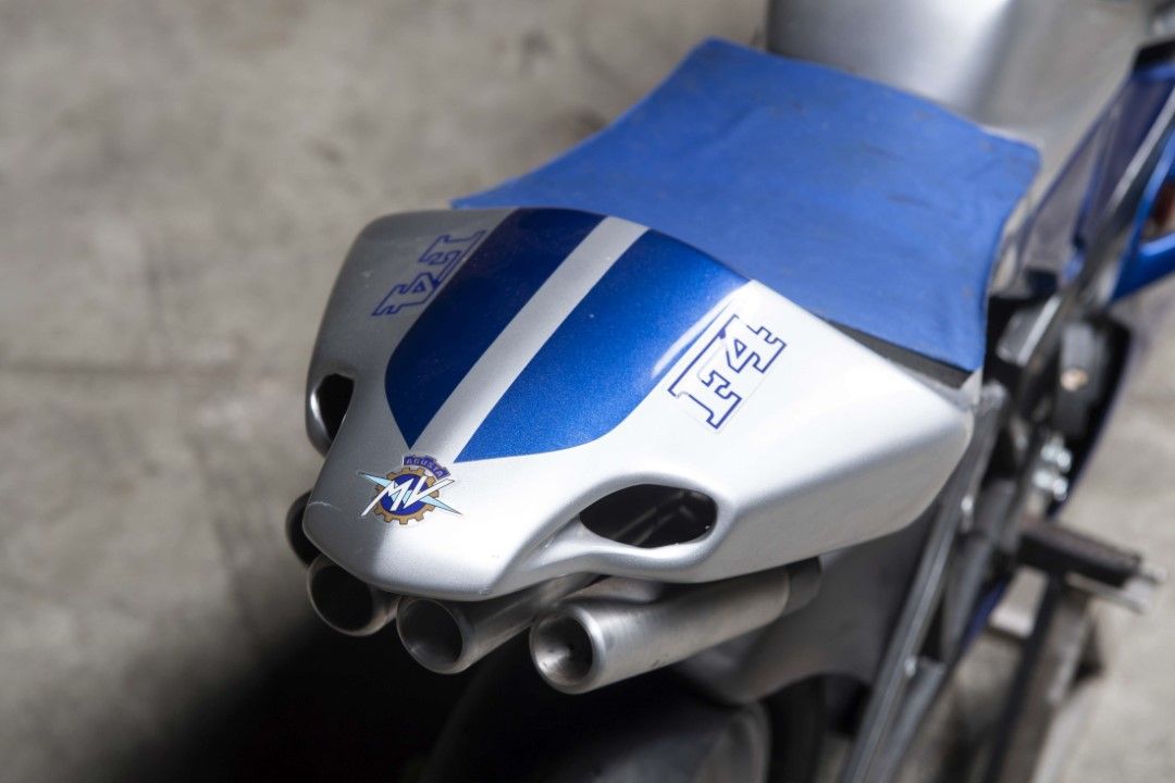 MV Agusta F4 pocket bike de Massimo Tamburini