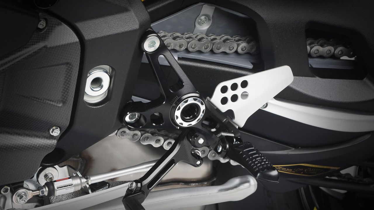 MV AGUSTA BRUTALE 1000 RR