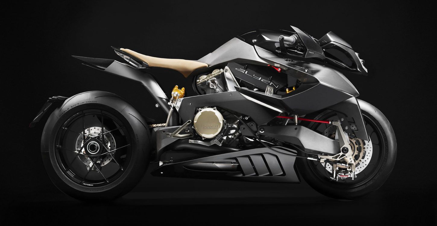Vyrus Alyen, la nueva y atrevidísima máquina del constructor italiano