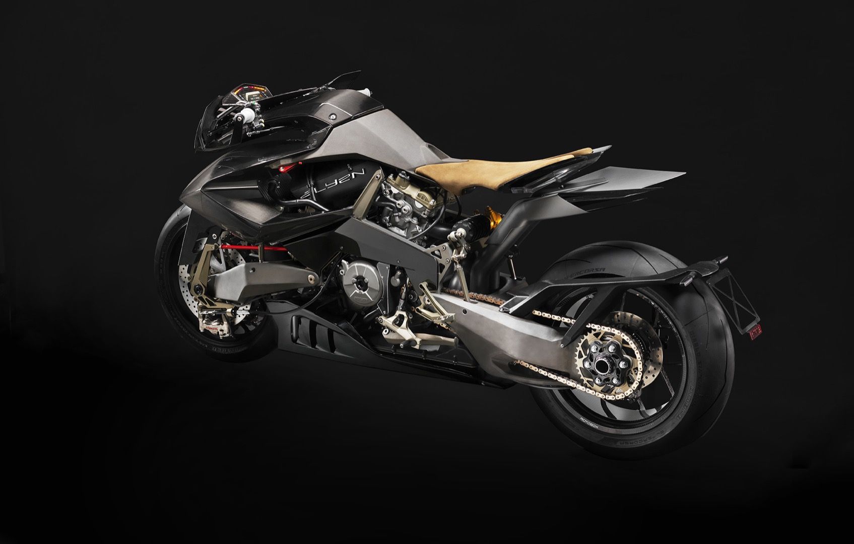 Vyrus Alyen, la nueva y atrevidísima máquina del constructor italiano