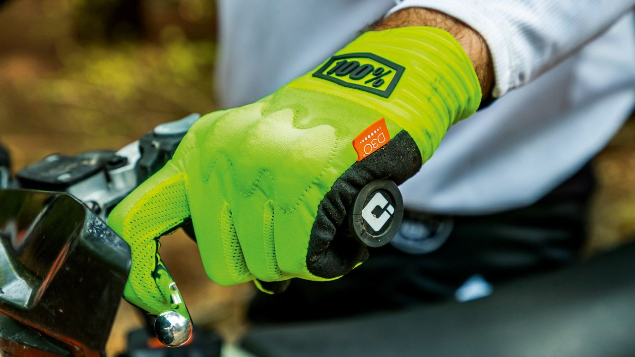 Guantes 100% Cognito, prueba de equipamiento
