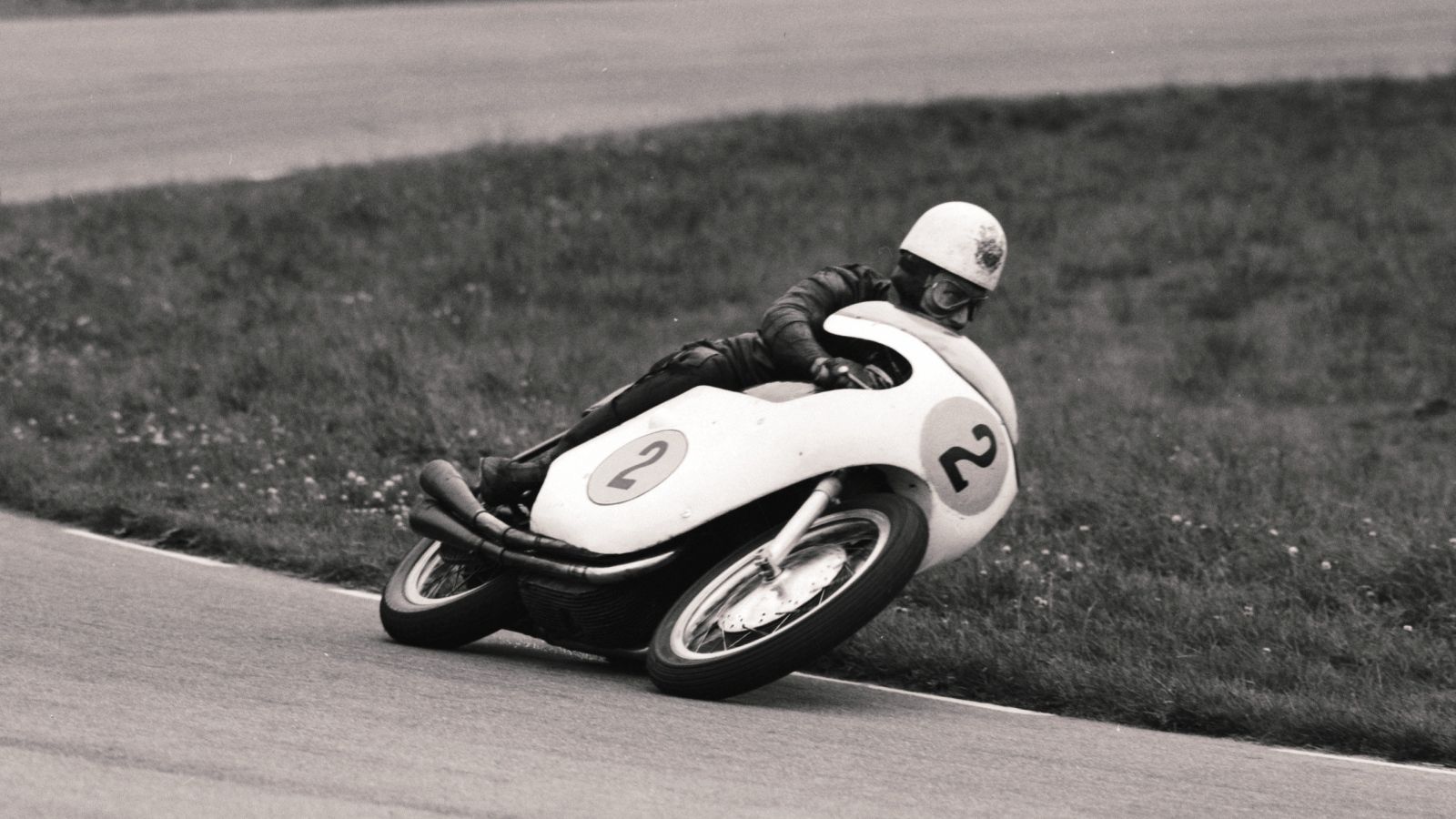 John Hartle durante el TT de Assen de 1963.