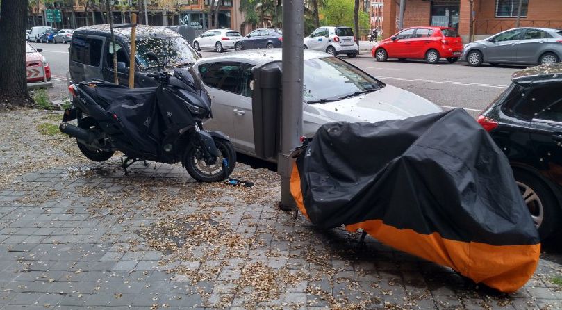 Cómo tener la moto aparcada en la calle en tiempos de coronavirus