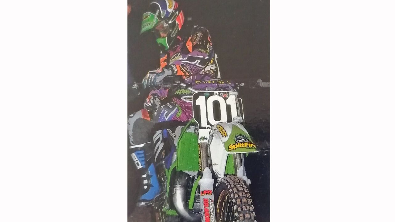 Hacer las Américas: pilotos de motocross europeos en Estados Unidos, Mickaël Pichon (2)