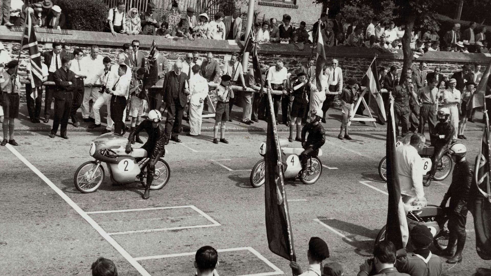 1962 Salida  de Ernst Degner para vencer en el TT de la Isla de Man