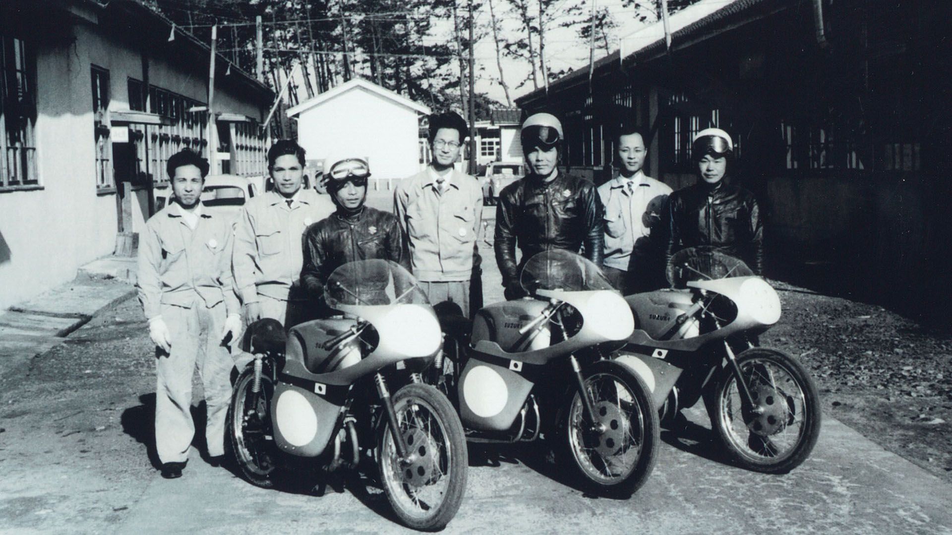 1960 Suzuki participa en el TT de la Isla de Man