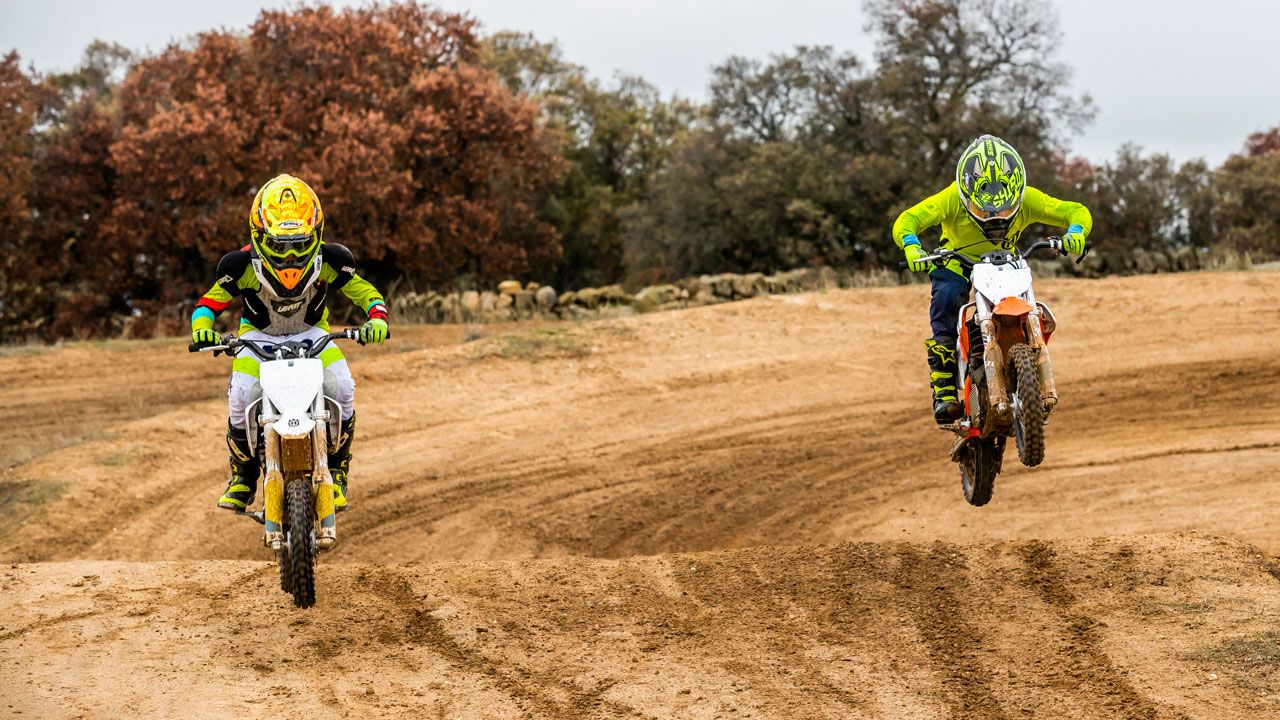 Fotos: Juan Sanz. Colaboran: Óscar Quirós, Iván Bernabeu y circuito de Motocross Madrid Park en Valdemorillo.