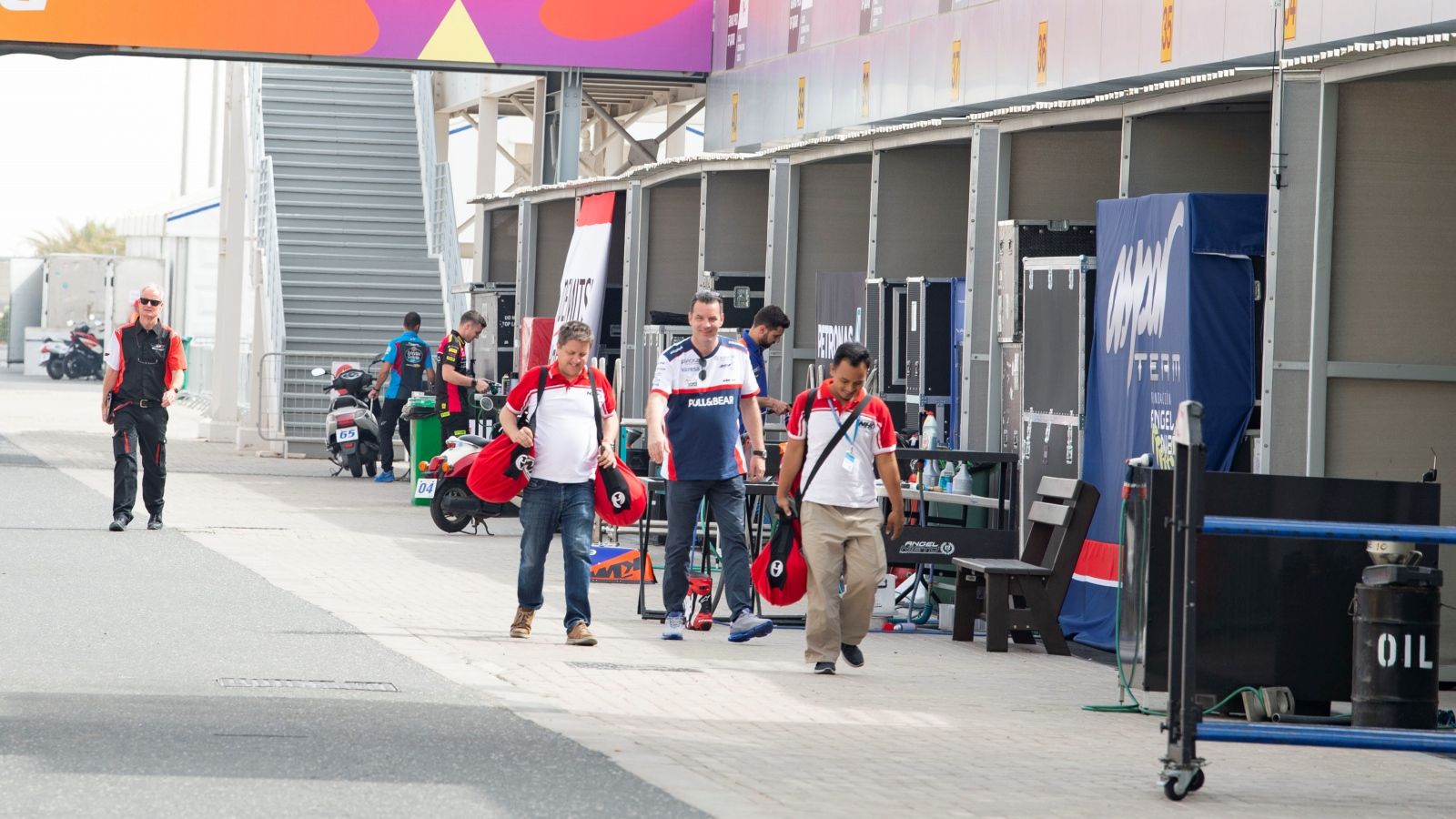 Si finalmente hay temporada 2020 el paddock se verá desierto (Fotos: Gold & Goose).