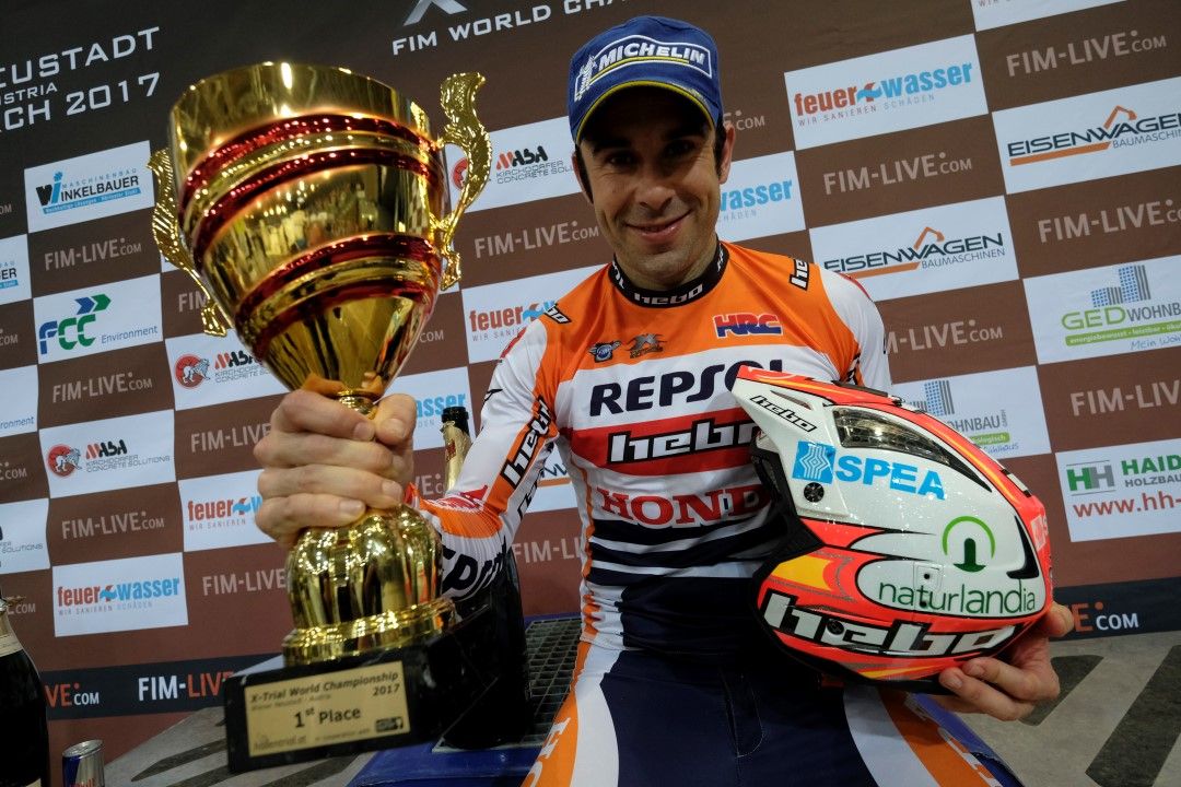 Galería de fotos pilotos Montesa Toni Bou y Pere Pi