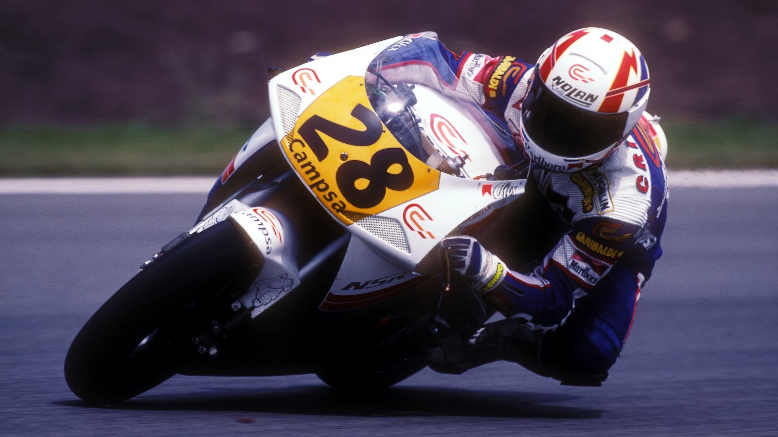 Álex Crivillé logró el primer podio español en 500cc en 1992 (Foto: Gold & Goose).
