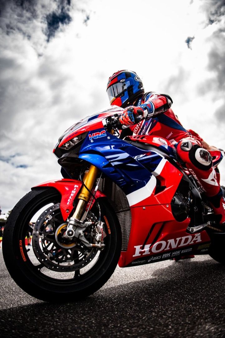 Equipo Honda HRC en Superbike con Álvaro Bautista y Leon Haslam