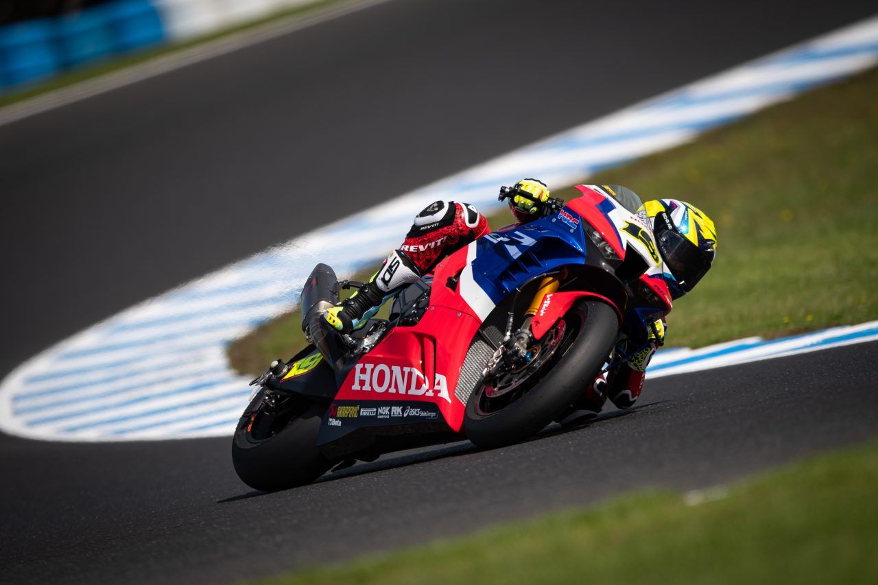 Equipo Honda HRC en Superbike con Álvaro Bautista y Leon Haslam