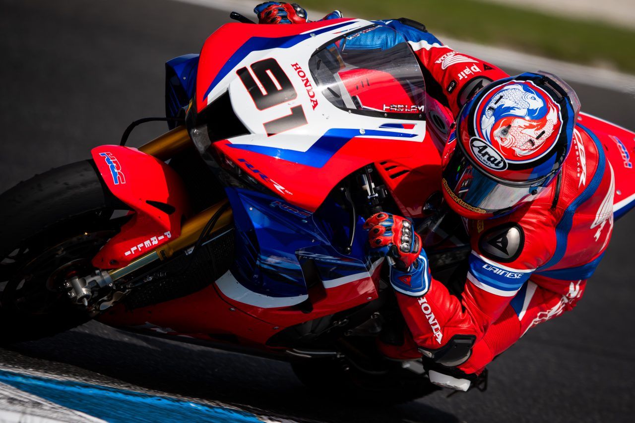 Equipo Honda HRC en Superbike con Álvaro Bautista y Leon Haslam