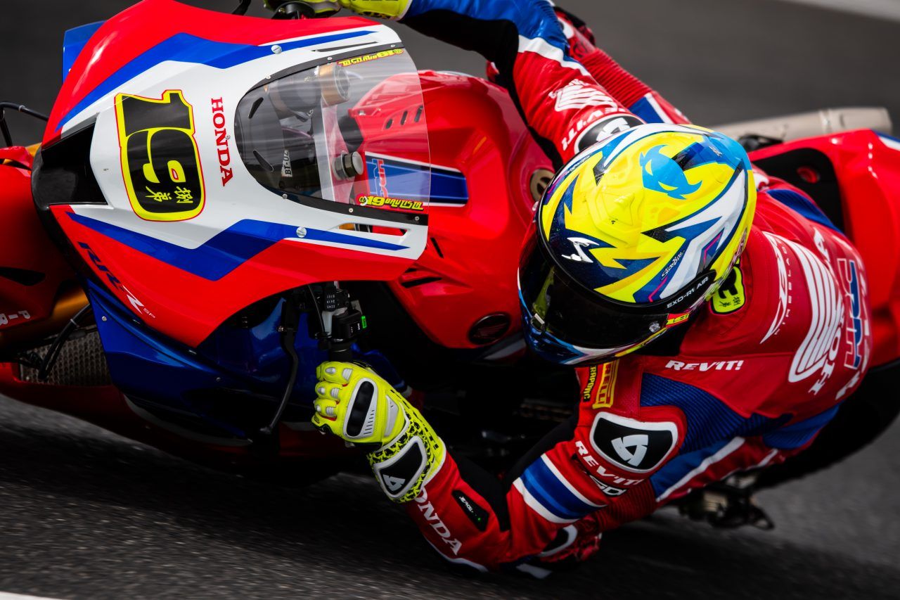Equipo Honda HRC en Superbike con Álvaro Bautista y Leon Haslam