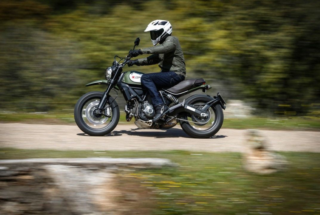 ¿Puedo coger la moto para ir a pasear o hacer deporte?