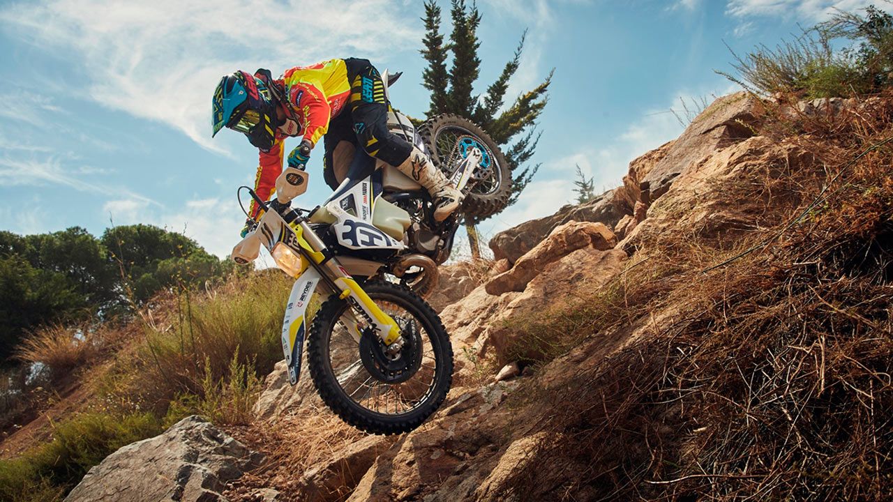 Comunicado oficial de la RFME: vuelta a los entrenamientos para pilotos de motos federados