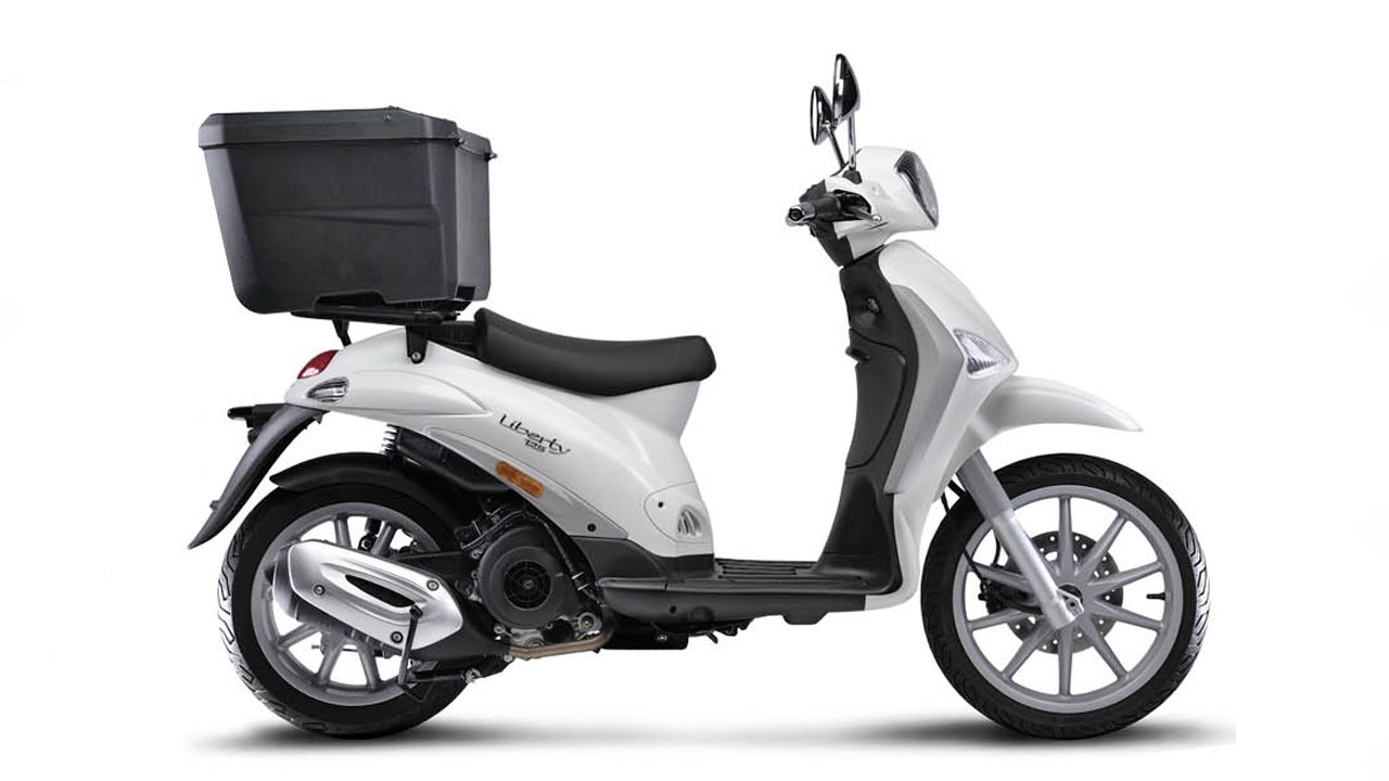Grupo Piaggio apoya a los motoristas repartidores