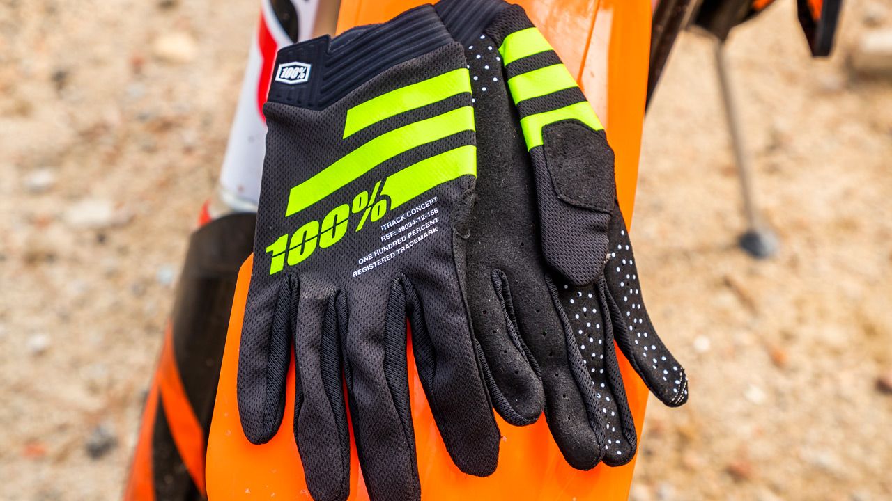 Guantes 100% iTrack, prueba de producto