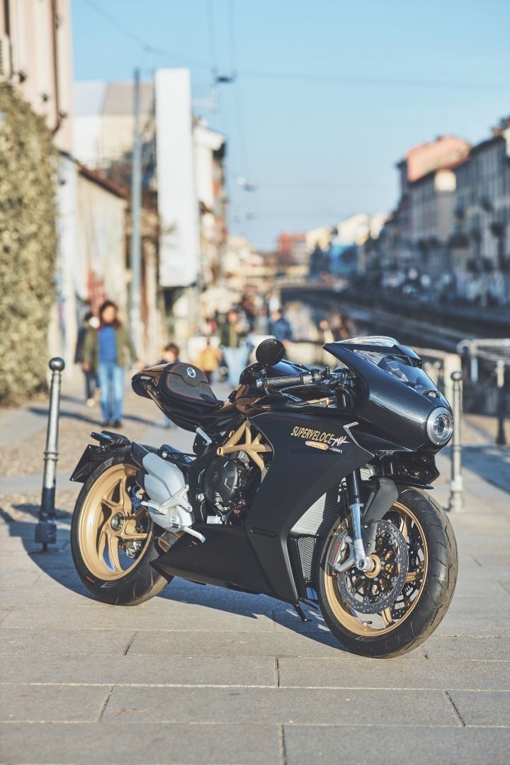 MV Agusta Superveloce 800 2020: colores oficiales