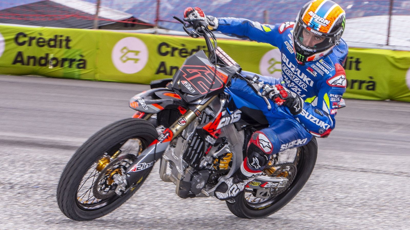 Álex Rins y Tito Rabat vuelven a entrenar en Andorra