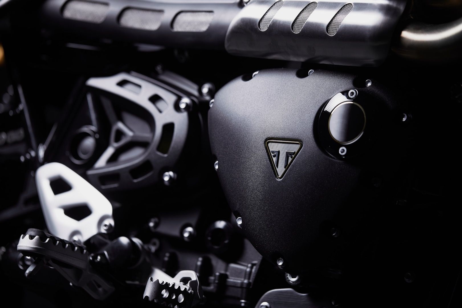 Triumph Scrambler 1200 Bond Edition