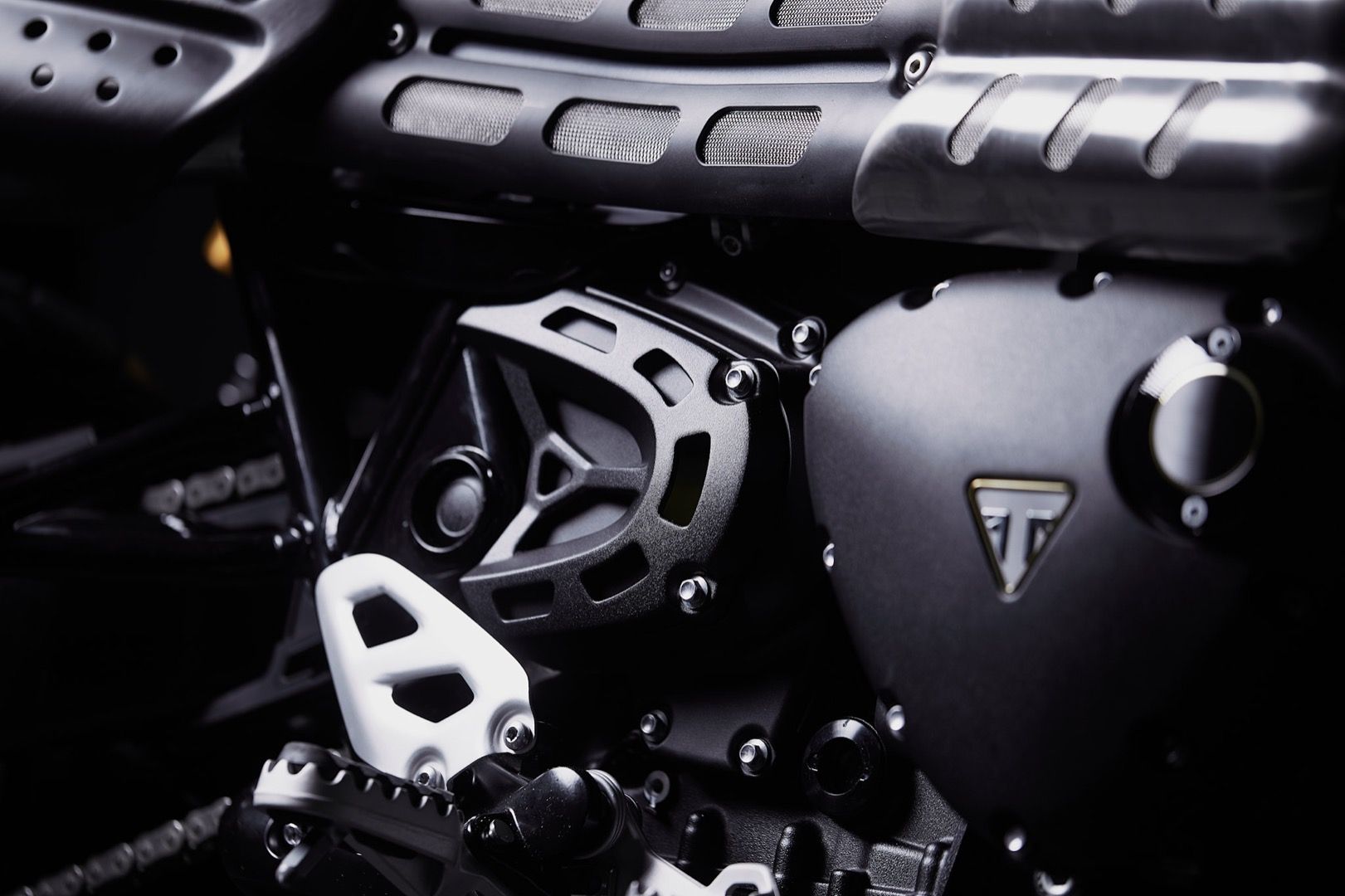 Triumph Scrambler 1200 Bond Edition