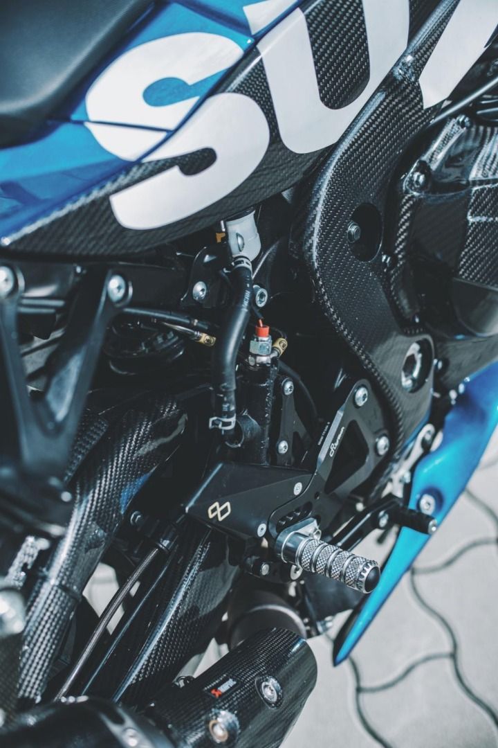 Suzuki Virus 1000 R, lo que faltaba en el catálogo de Suzuki