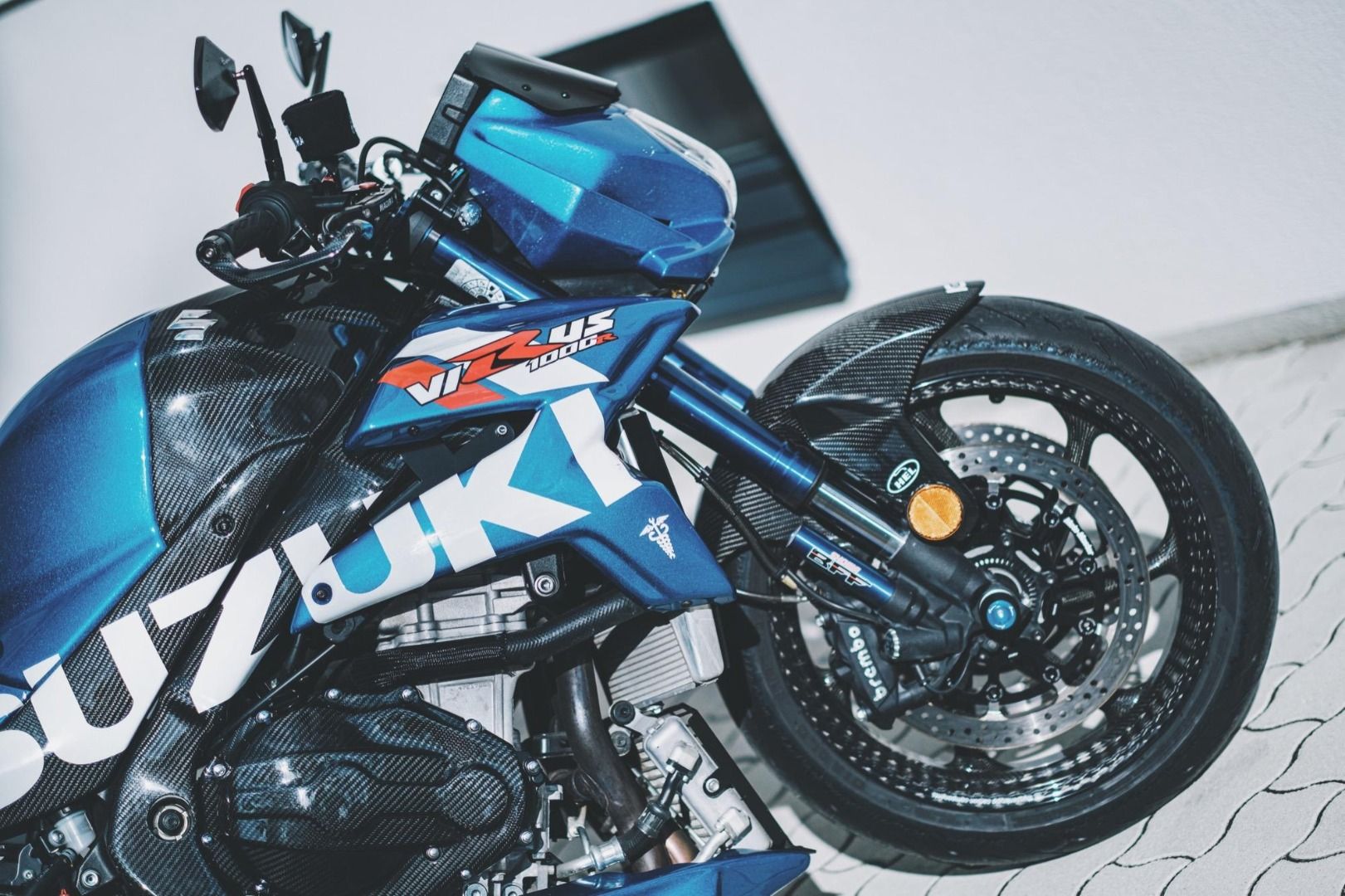 Suzuki Virus 1000 R, lo que faltaba en el catálogo de Suzuki