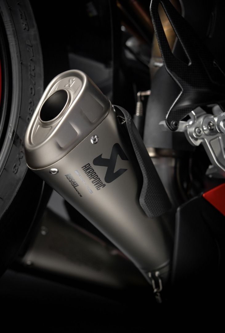 Ducati Panigale V4, kit racing