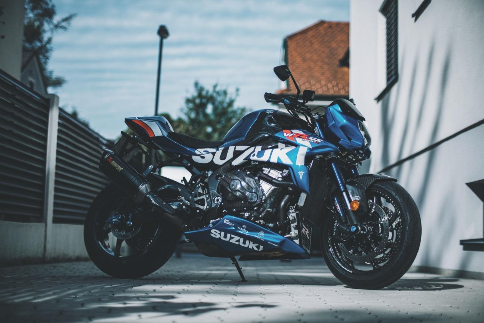 Suzuki Virus 1000 R, lo que faltaba en el catálogo de Suzuki
