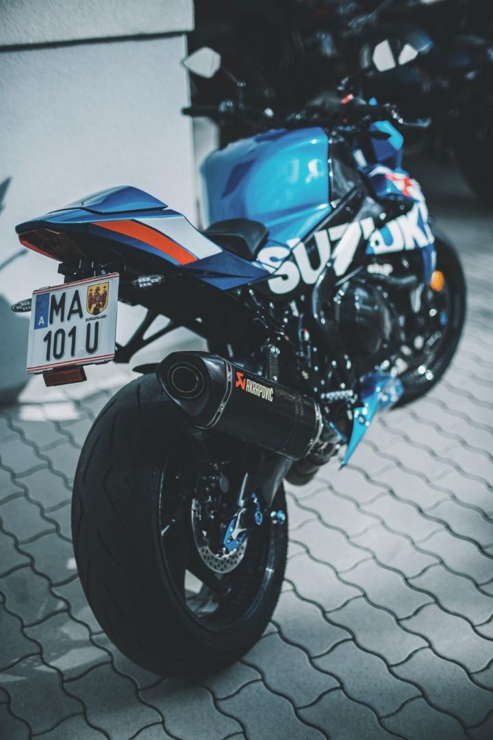 Suzuki Virus 1000 R, lo que faltaba en el catálogo de Suzuki