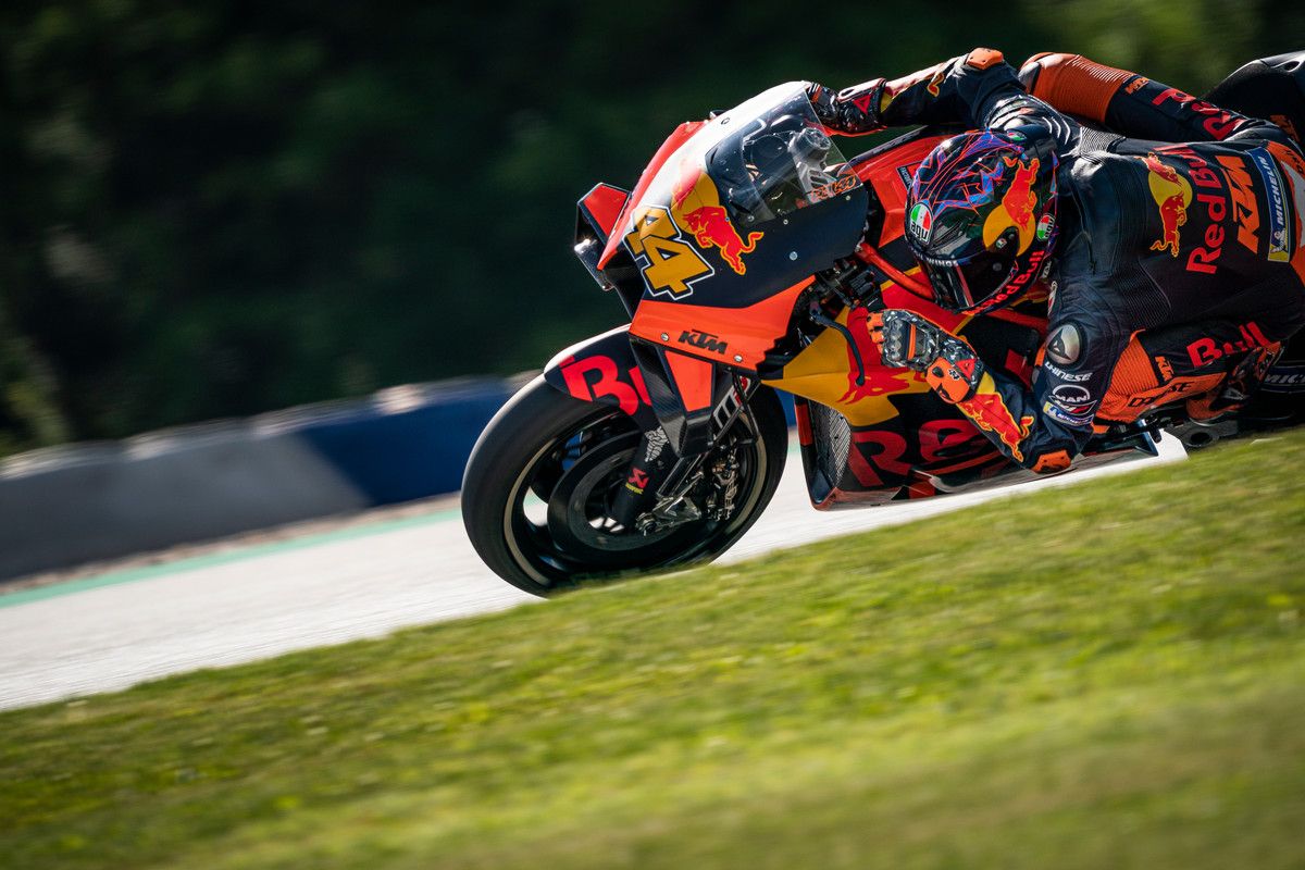 Test KTM MotoGP 2020 Red Bull Ring Dani Pedrosa y Pol Espargaró