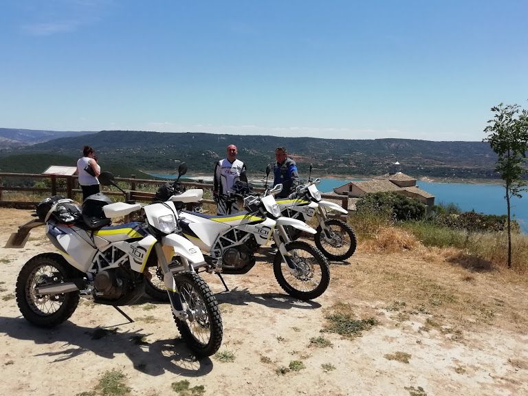 La Alcarria y el Alto Tajo con la Husqvarna 701 Enduro. Fotos