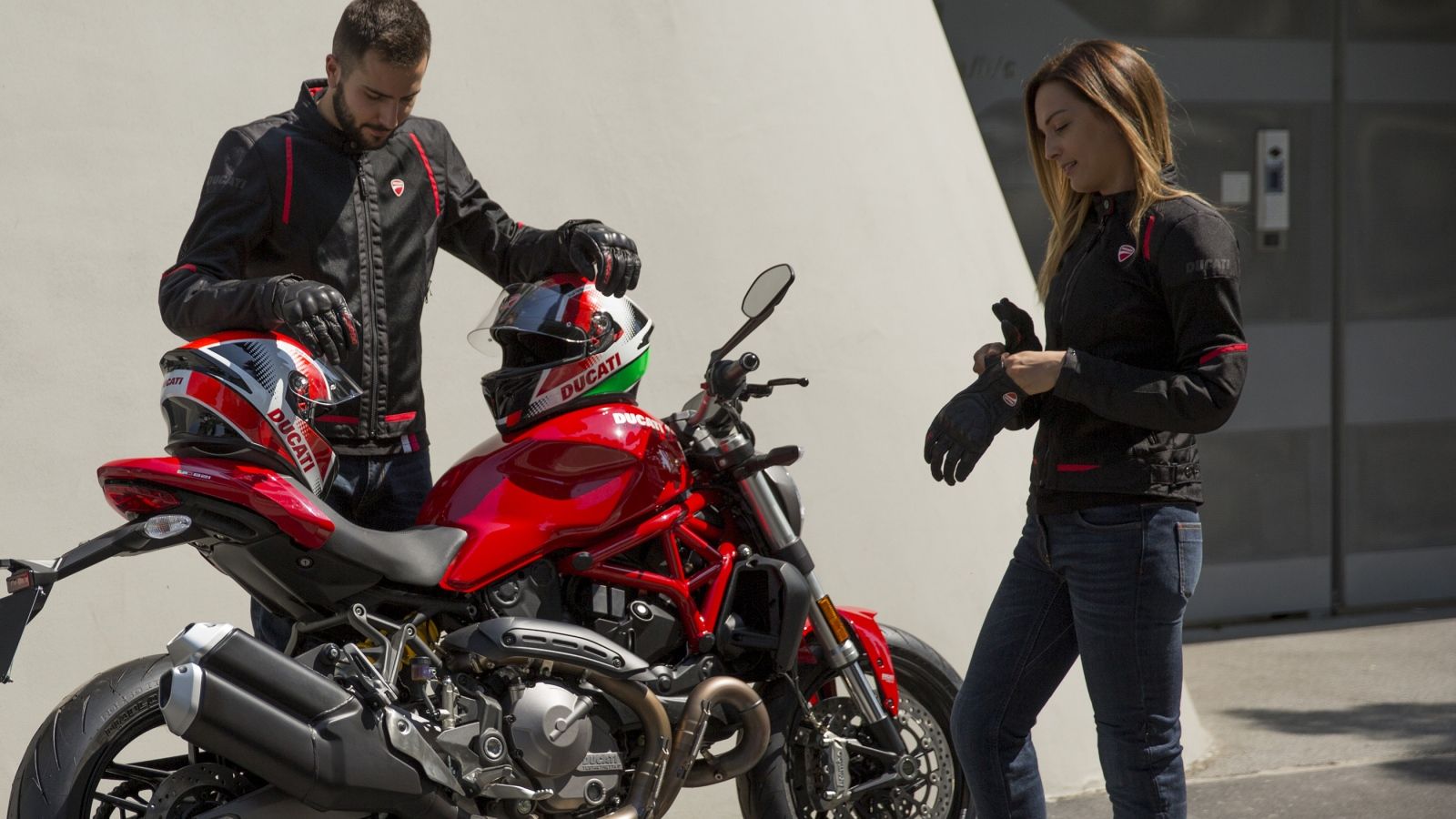 Chaqueta Ducati Flow C3 (Fotos: Ducati).